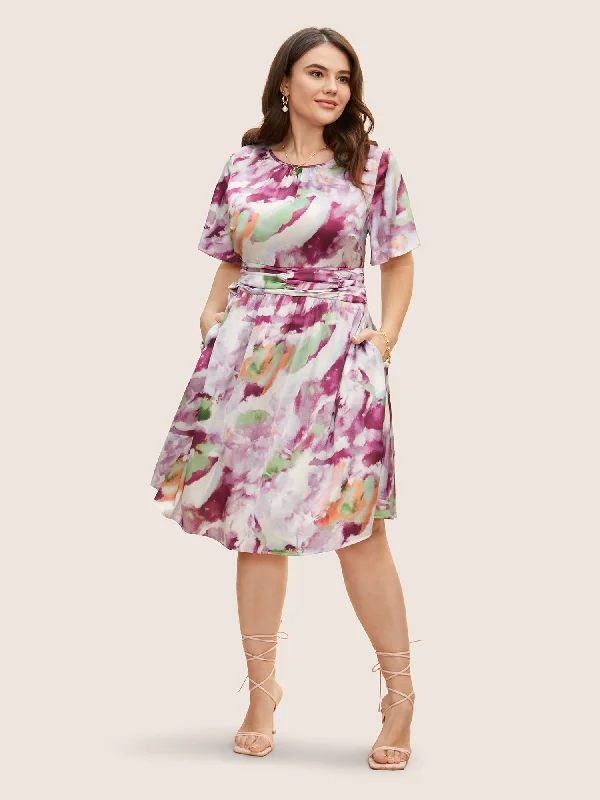 Plus size dresses featuring tie-dye patterns are quirky -Watercolor Floral Print Ruched Ruffle Sleeve Dress