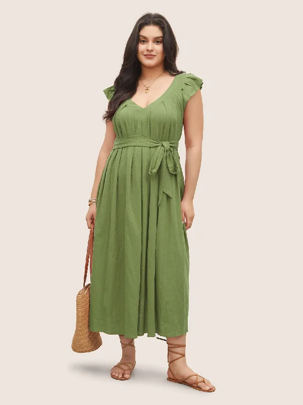 Plus size dresses with high waists define curves -Solid Flounce Sleeve Plicated Detail A Line Dress