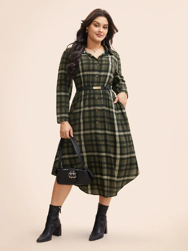 Plus size dresses featuring ombre effects look artsy -Plaid Shirt Collar Curved Hem Dress