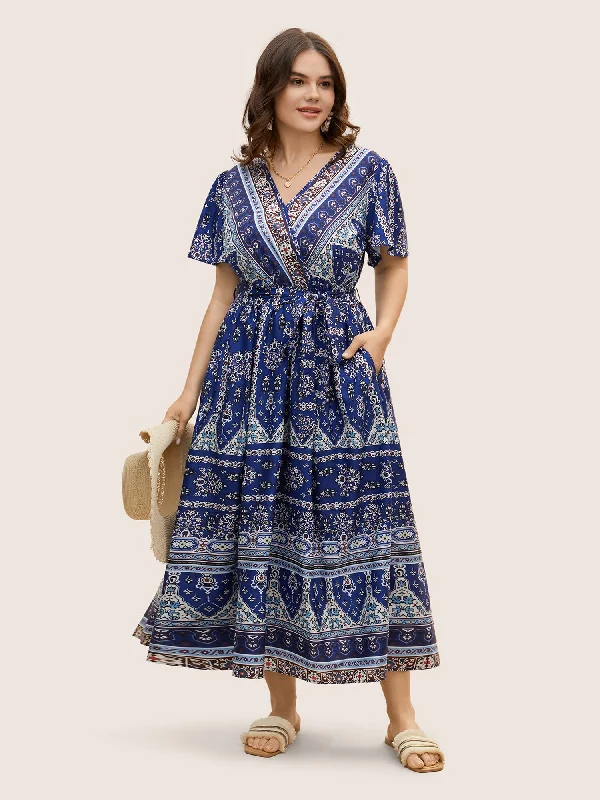 Plus size dresses featuring quilted textures add depth -Bandana Print Wrap Gathered Maxi Dress