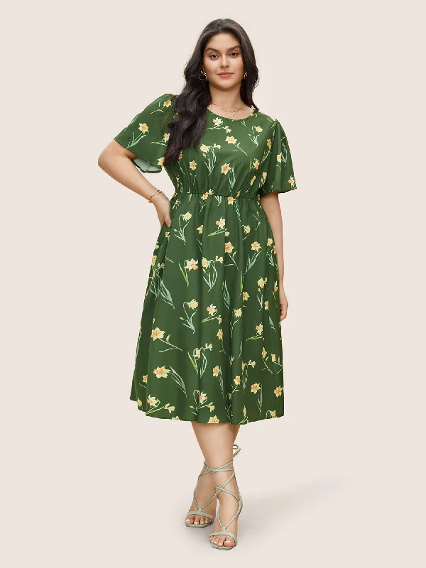 Plus size dresses for outdoor events stay comfy -Floral Print Gathered Elastic Waist Midi Dress