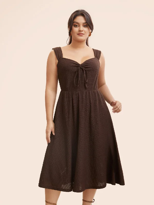 Plus size dresses with durable weaves endure wear -Tie Neck Sleeveless Ruched Pocket Dress