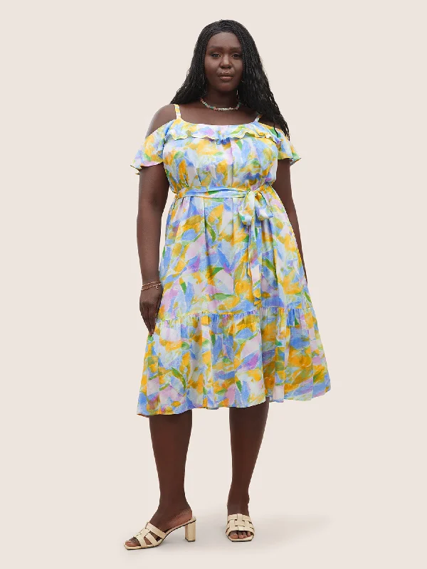 Plus size dresses with sturdy zippers stay secure -Rayon Pixel Flower Print Ruffles Pocket Dress