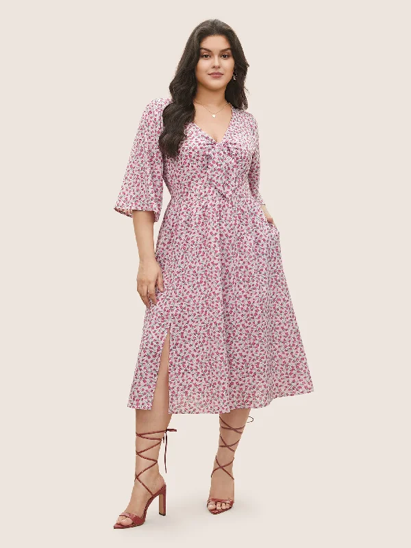 Plus size dresses with durable weaves endure wear -Ditsy Floral Tie Neck Elastic Waist Dress