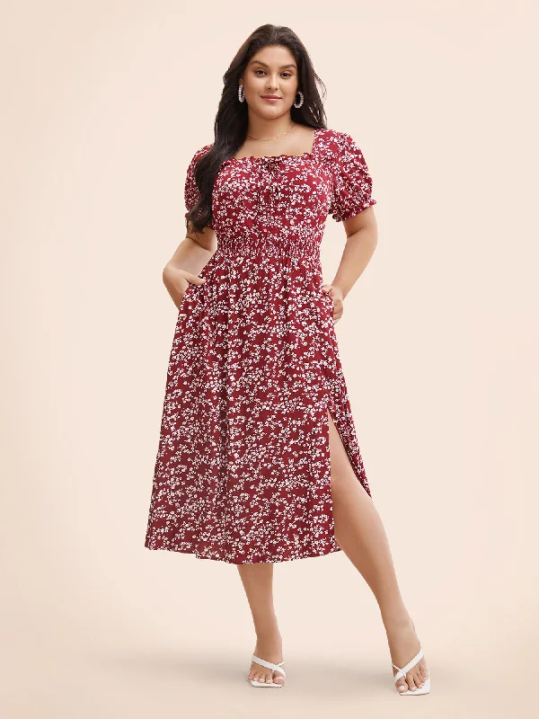 Plus size dresses with scoop necklines feel classic -Ditsy Floral Split Hem Puff Sleeve Dress