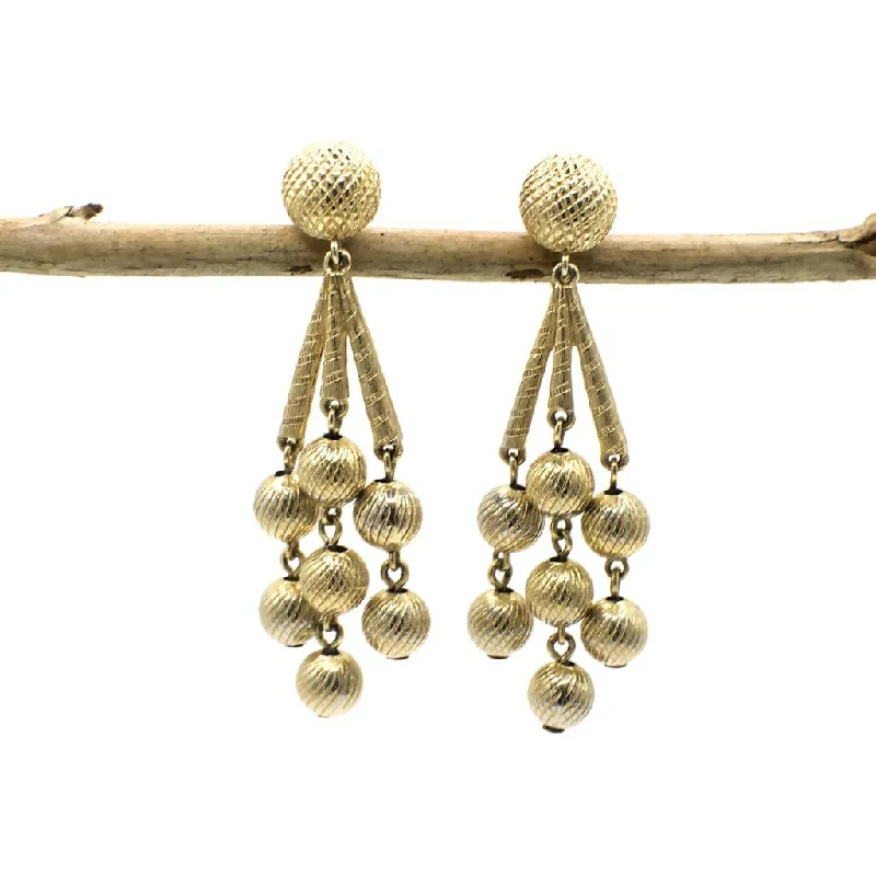 Detachable Drop Earrings with Charms -Drop earrings for bridesmaids for special occasions -Vintage Crown Trifari Chandelier Clip On Earrings