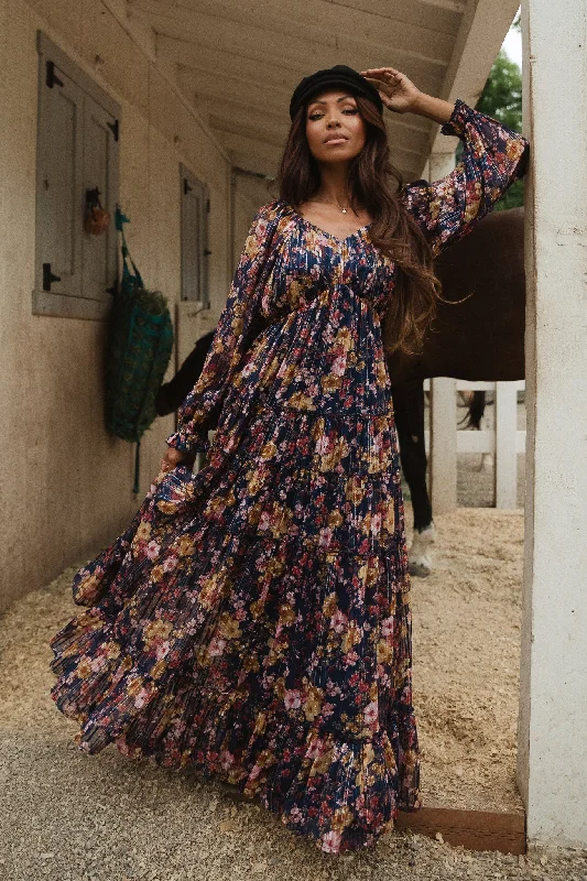 Plus size dresses with breathable layers stay airy -Cassia Dress in Navy Floral - FINAL SALE