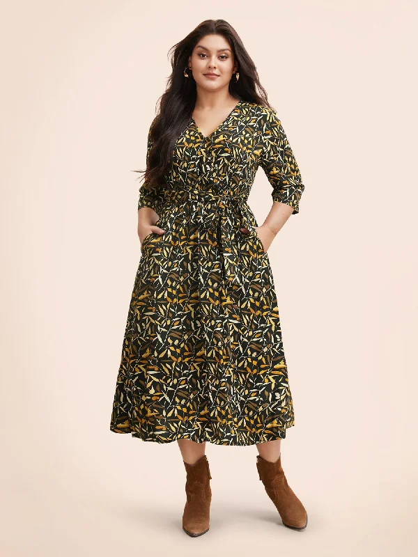 Plus size dresses with sturdy seams last long -Plants Print Overlap Collar Midi Dress