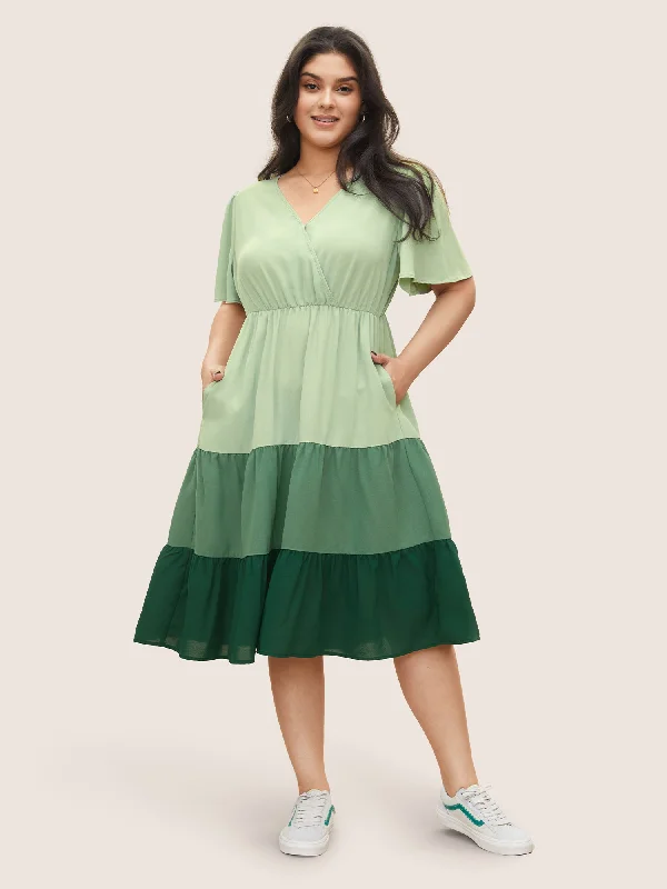 Plus size dresses with classic vibes never age -Colorblock Contrast Wrap Elastic Waist Pocket Dress