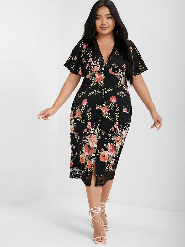 Plus size dresses featuring beaded hems are ornate -Floral V Neck Lace Button Bodycon Dress