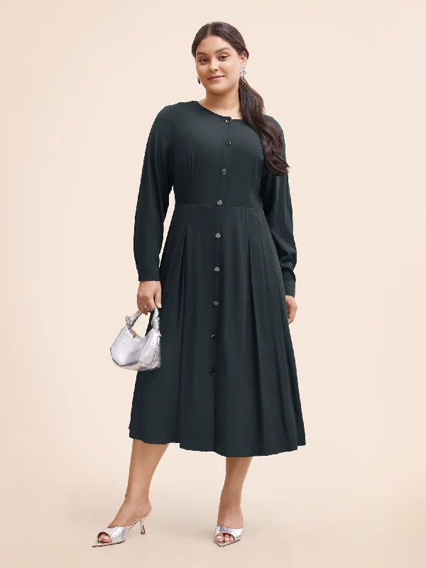 Plus size dresses with breathable layers stay airy -Stretch Woven Button Pleated Midi Dress