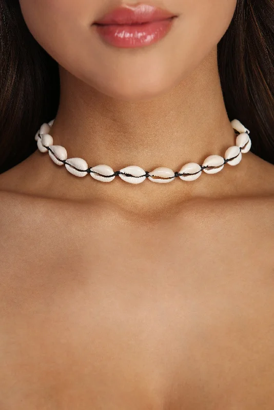 Elegant necklaces and pendants with diamond accents for added sparkle-Vacay Approved Shell Choker