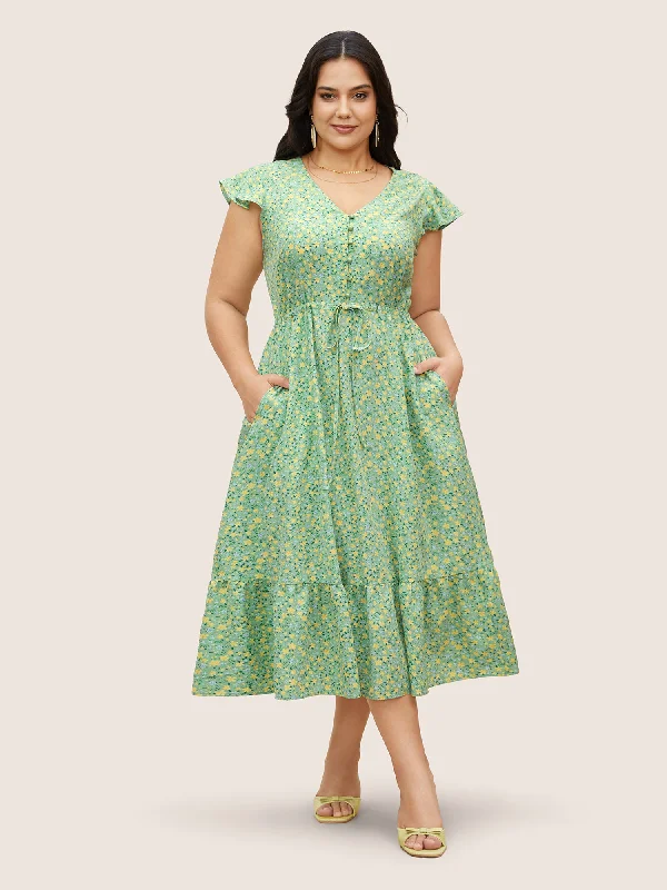 Plus size dresses with flexible fits adapt easily -Ditsy Floral Ruffles Button Up Drawstring Dress