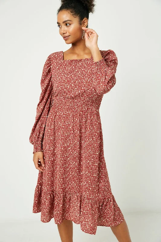 Plus size dresses featuring beaded hems are ornate -Long Sleeve Square Neck Midi Dress