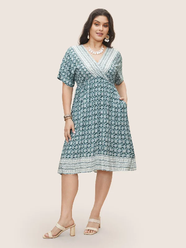 Plus size dresses for wet weather stay dry -Rayon Ditsy Floral Overlap Collar Pocket Dress