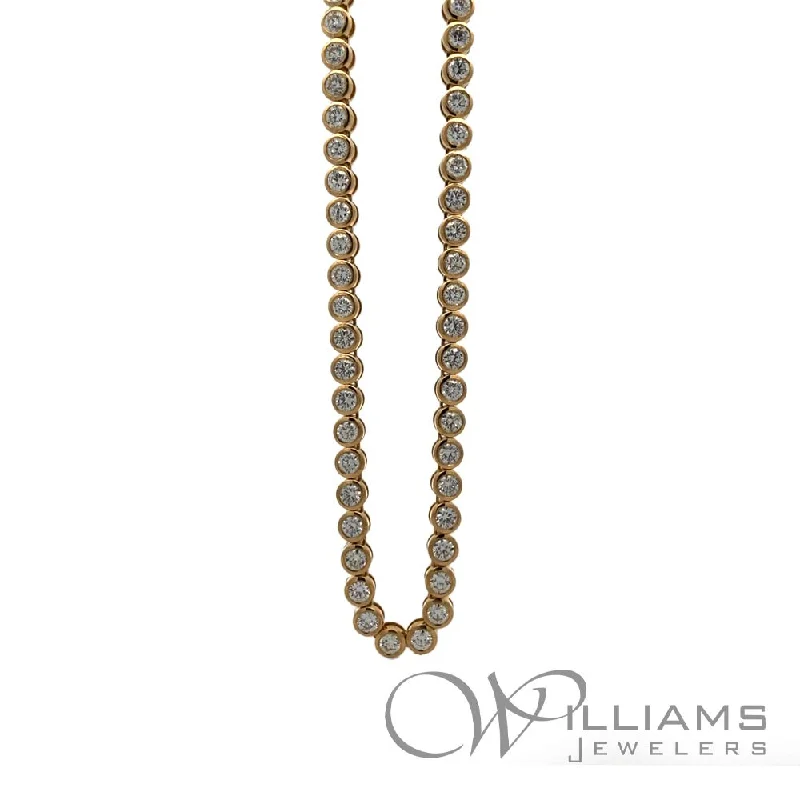 Stunning necklaces and pendants with chakra stones for healing and balance-Williams Signature 18 Karat Diamond Necklace