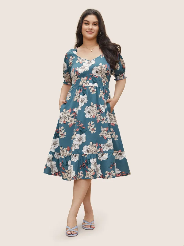 Plus size dresses for evening wear glow softly -Floral Frill Trim Shirred Pocket Square Neck Dress