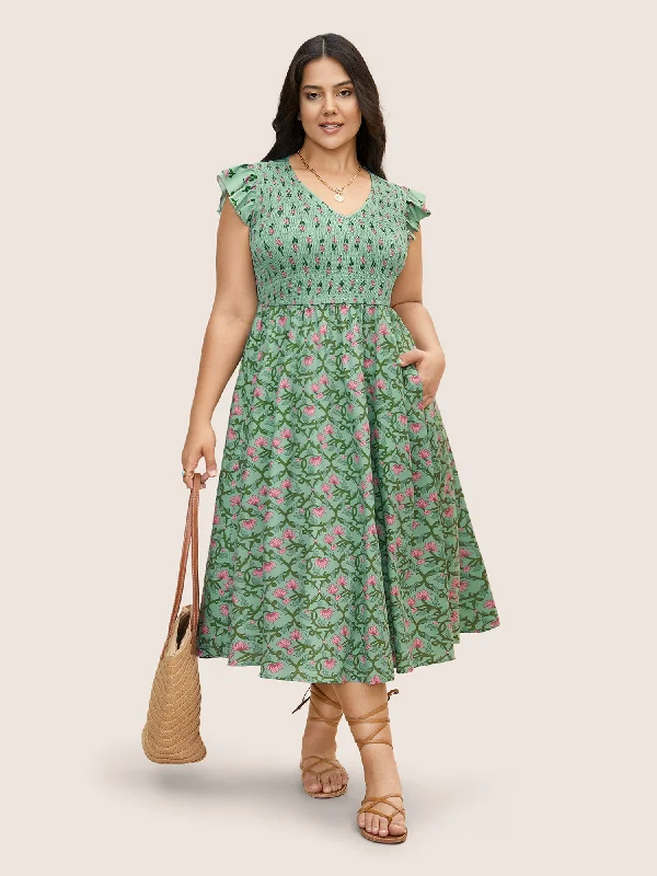 Plus size dresses featuring maxi lengths flow gracefully -Boho Print Shirred Ruffle Cap sleeve Dress