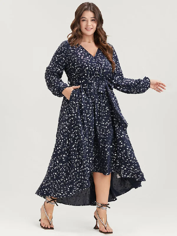 Plus size dresses with V-necks elongate figures -Star Print Pocket High Low Hem Belted Wrap Dress