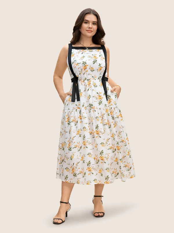 Plus size dresses with bright hues feel lively -Square Neck Contrast Trim Floral Print Dress