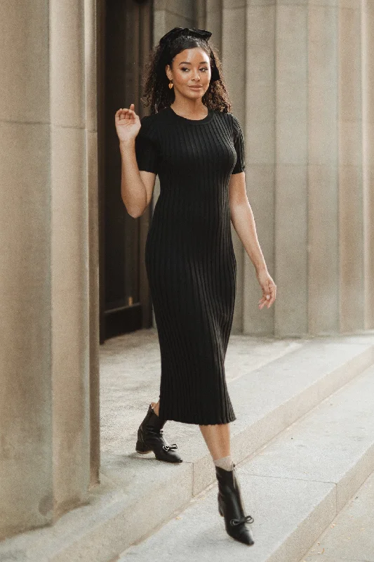 Plus size dresses with bold cuts make statements -Alexa Dress in Black - FINAL SALE