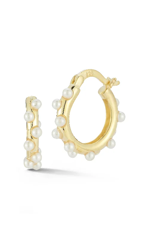 Best hoop earrings with butterfly motifs for a playful and whimsical appearance-Zig Zag Freshwater Pearl Hoop Earrings