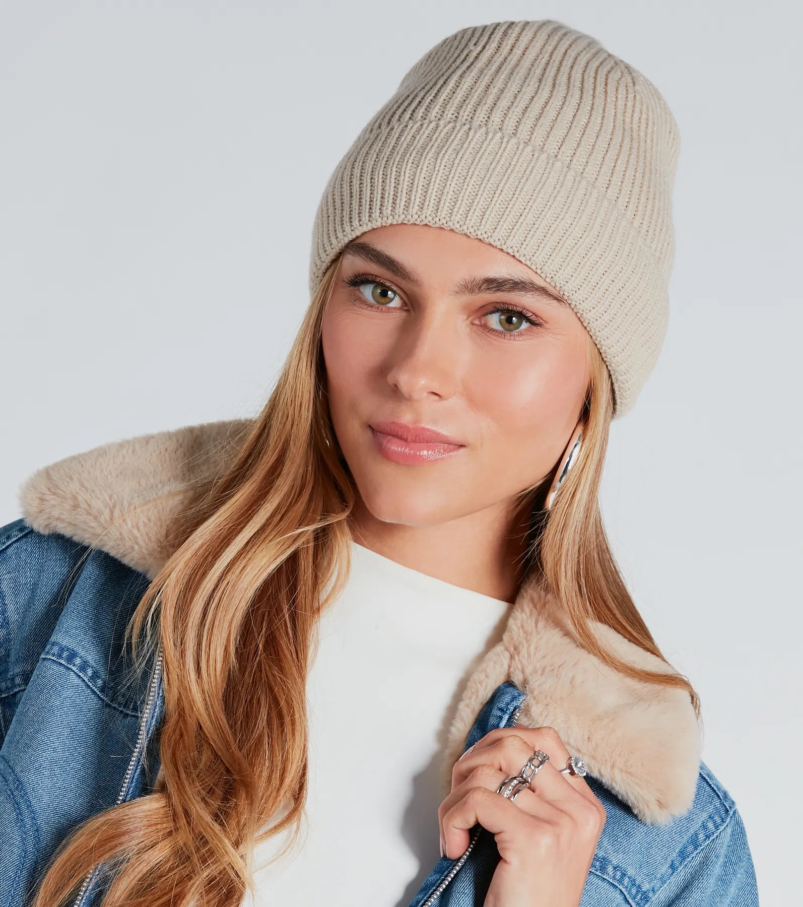 Minimalist mesh cap for airy lightweight feel -Cozy Mood Faux Fur Lined Beanie